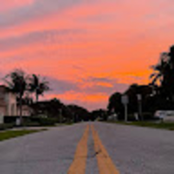 Meet your Posher, Kate - Picture 1 of 1